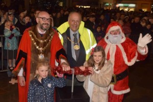 At Xmas Lights Turn On the Mayor has to welcome many foreign dignatories such as Santa Claus and the Chairman of Sedgemoor District Council